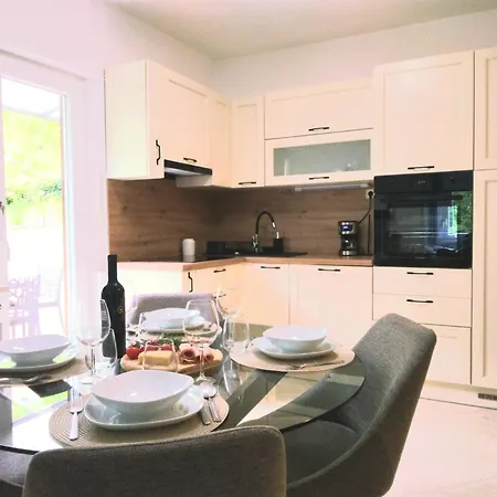 Antea -kvarner Gulf Apartment *